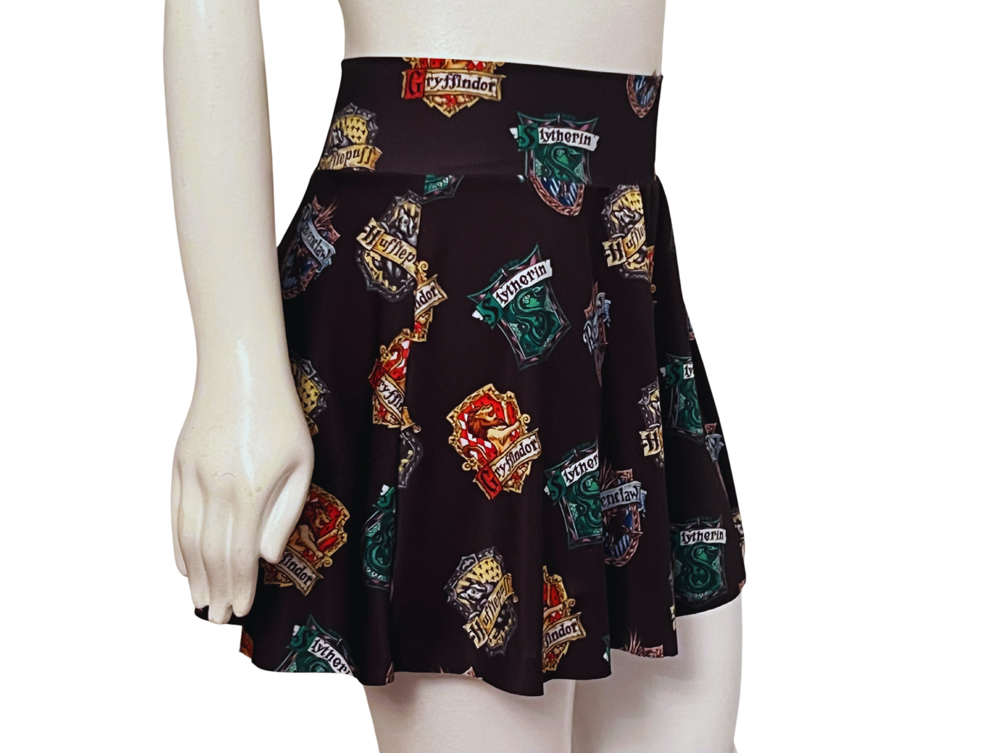 HP House Shields Skirt