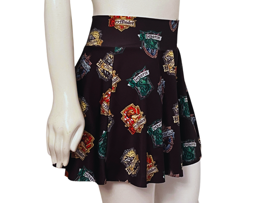 HP House Shields Skirt